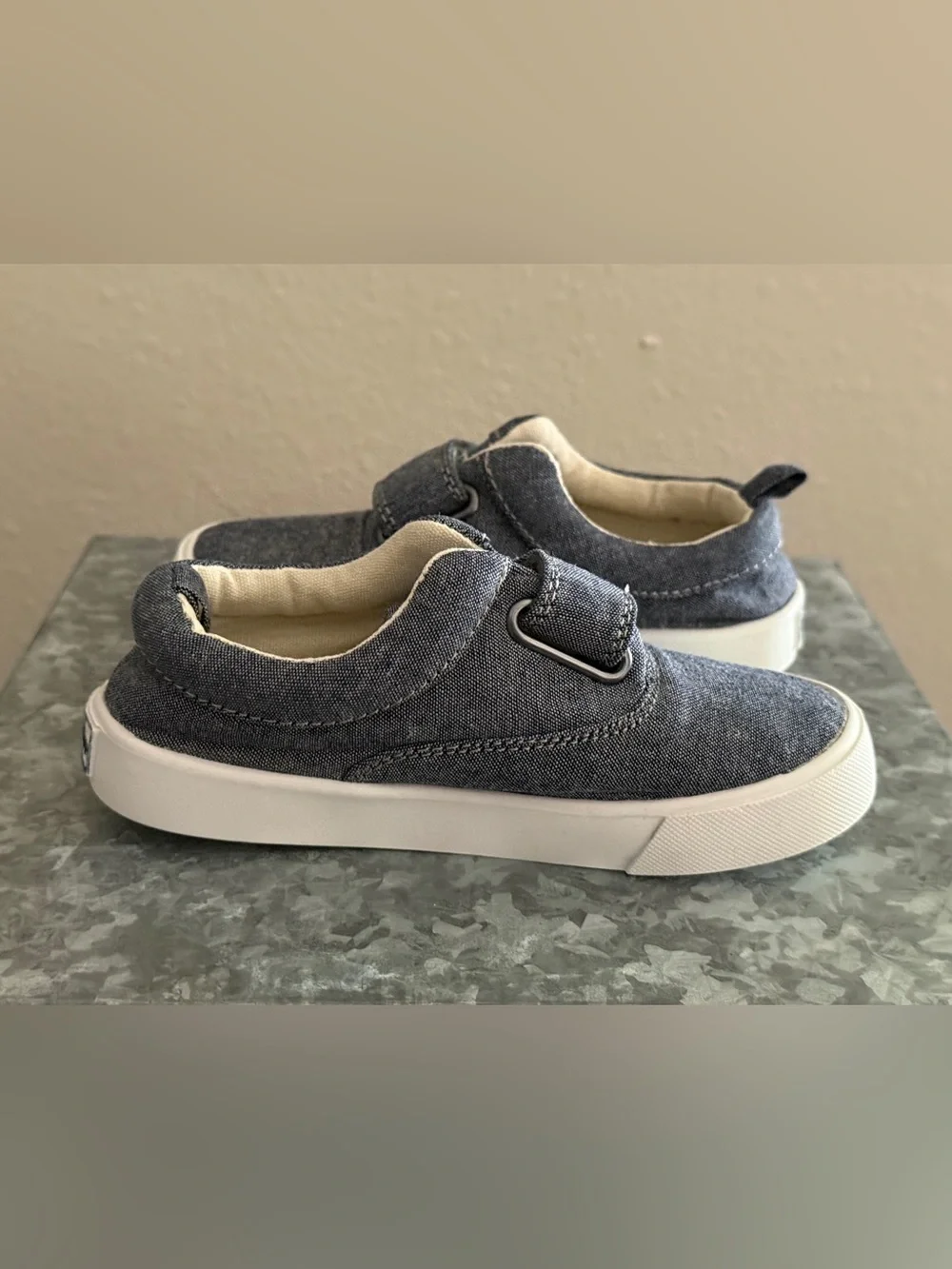 The Gap Kids Casual Sneakers Denim Blue - Velcro Closure, Chambray, Size 9